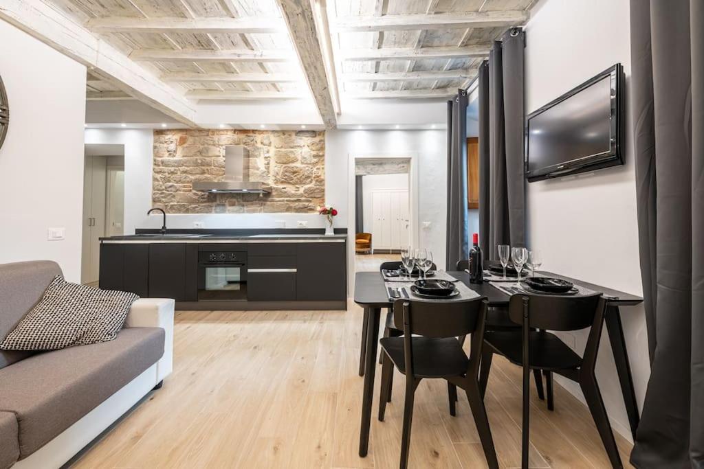 Apartment Luxury Terme 13 *
