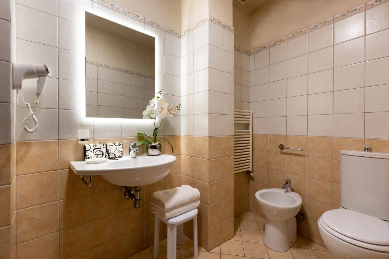 Aramis Guest house 2*