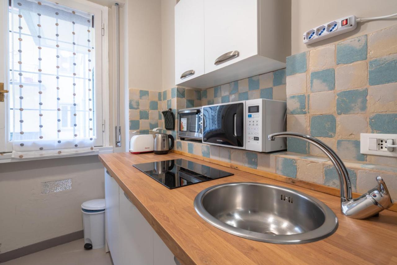 Elegante In Via Cavour Apartment