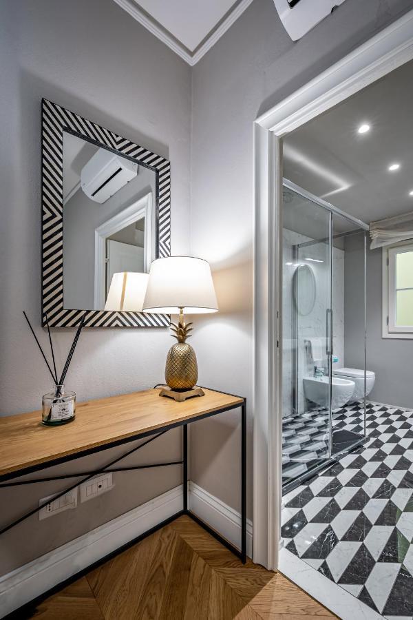 Hs4u Ricasoli Luxury Near Duomo N. 3 Apartment *