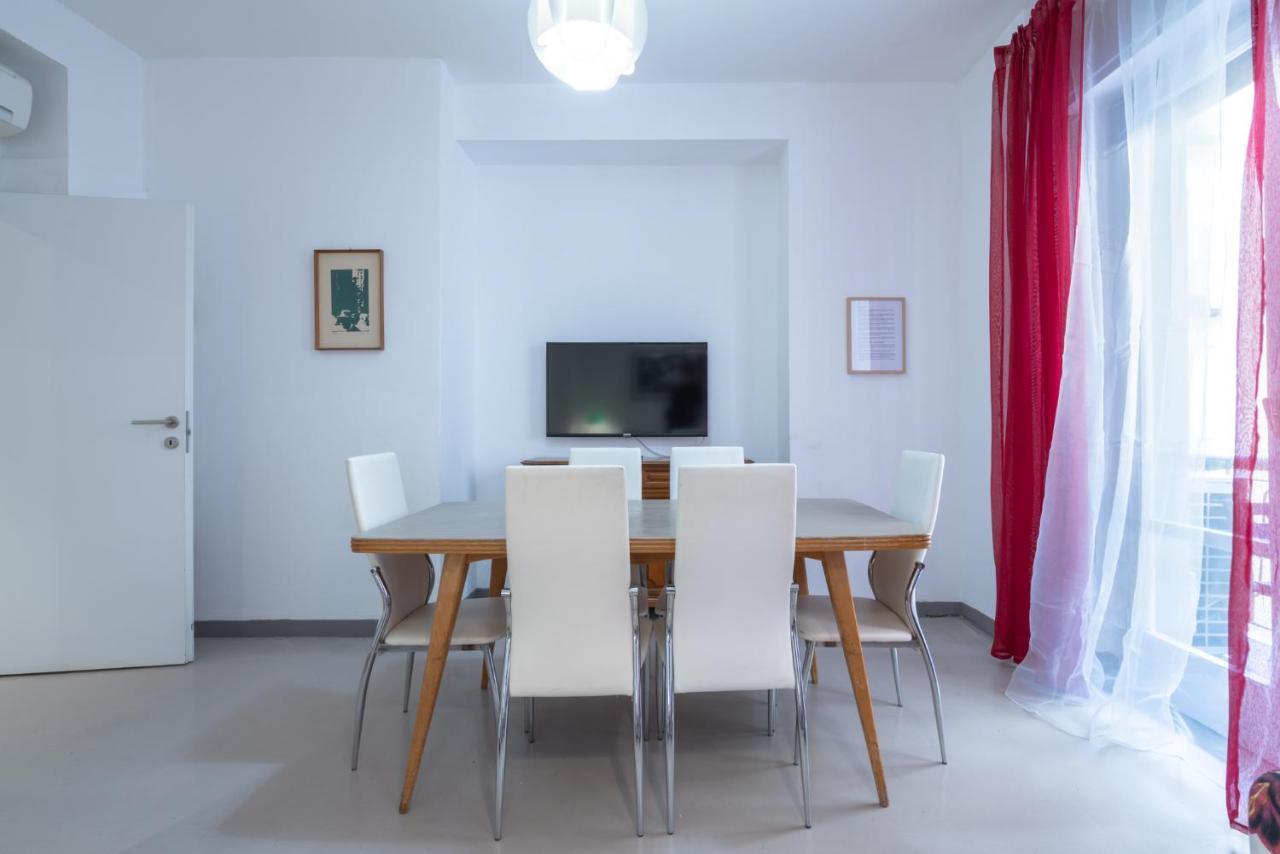 Apartment Elegante In Via Cavour