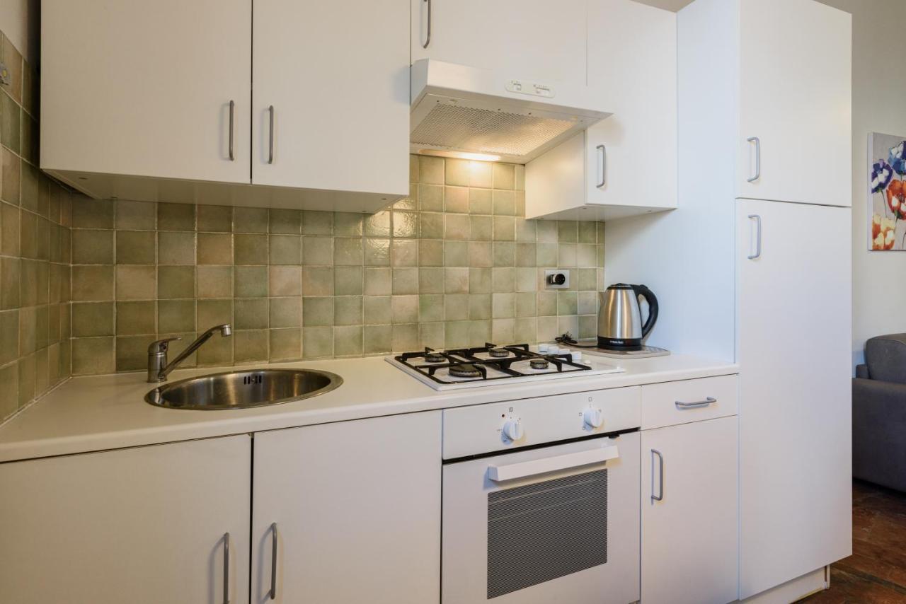 Santa Maria Novella Classic By Mmega Apartment *