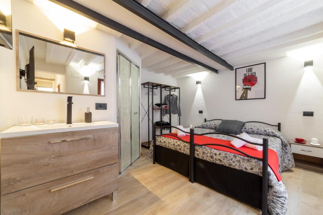 Apartment La Noce Quiet Place Next To Lively San Lorenzo Florence