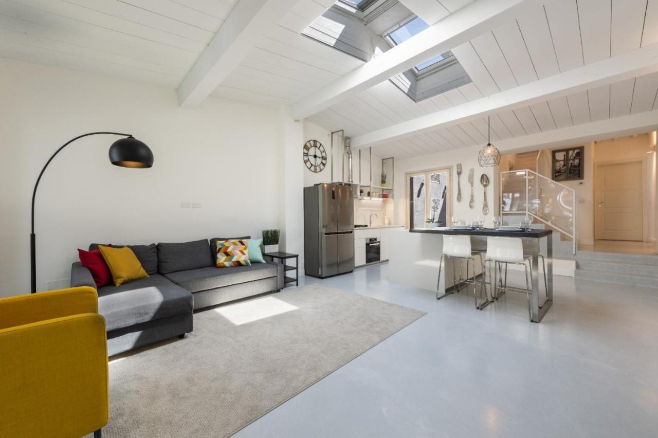 Florence- Oltrarno Garden Apartment *
