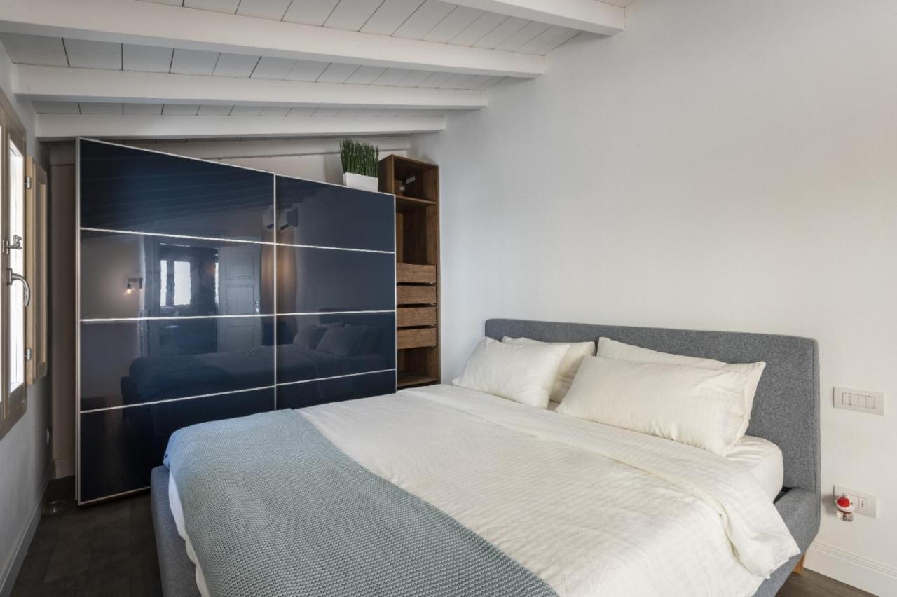 Florence- Oltrarno Garden Apartment