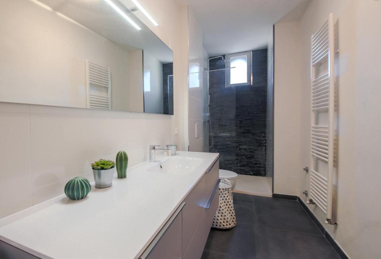 Florence- Giacomini 4 Bedroom Apartment Florence
