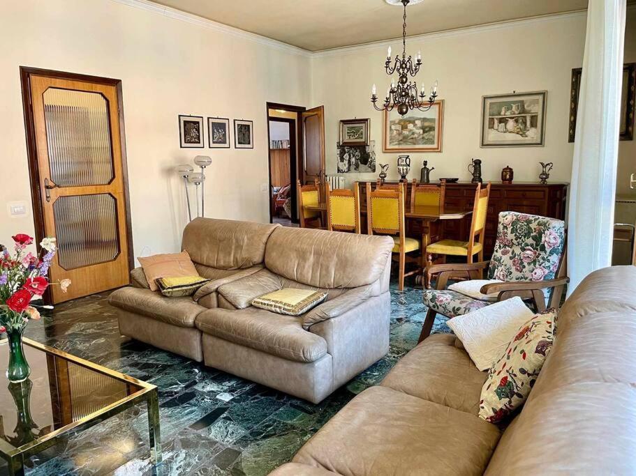 Careggi Gold Colors Apartment Florence