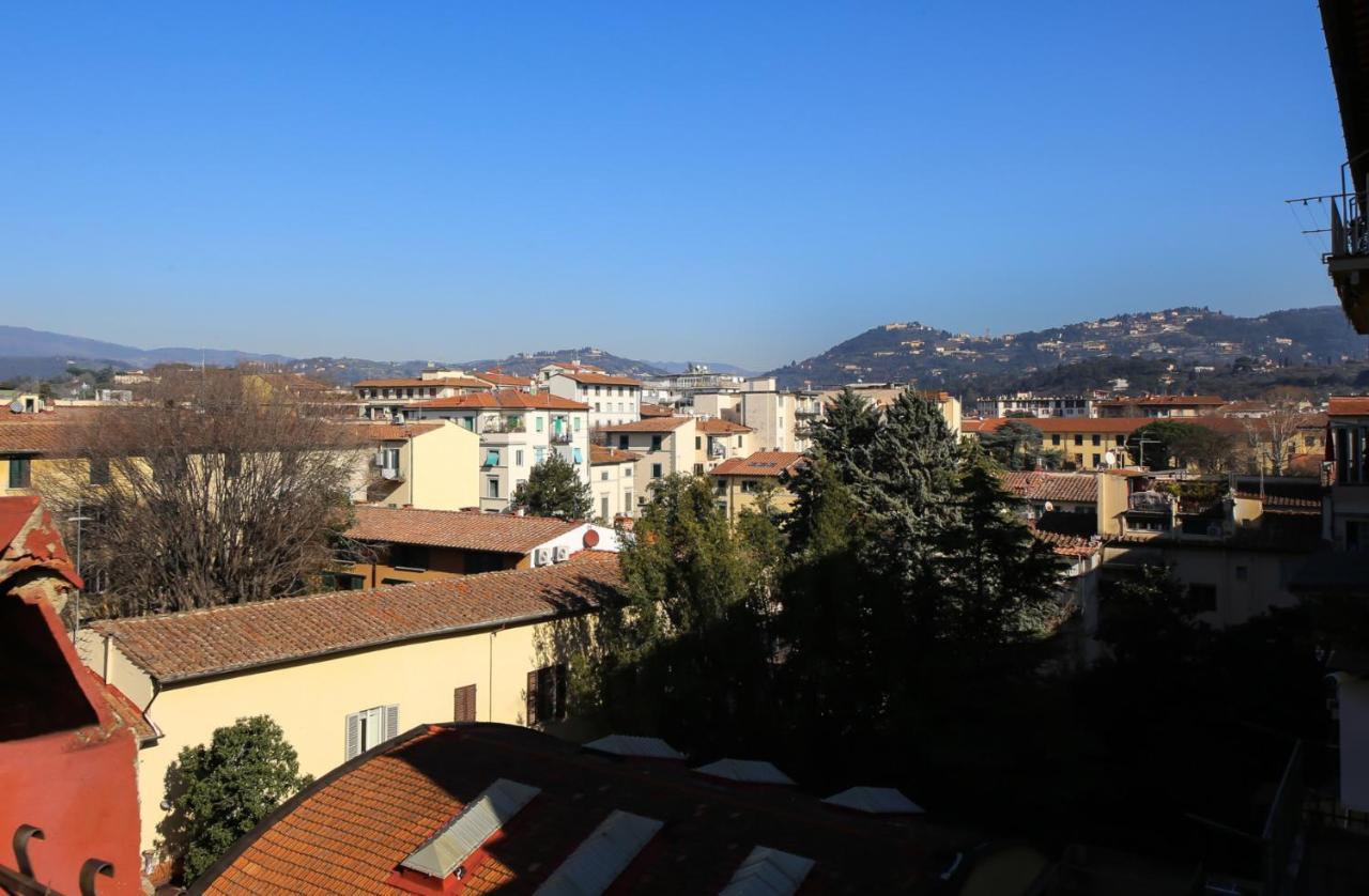 Florence- Giacomini 4 Bedroom Apartment *