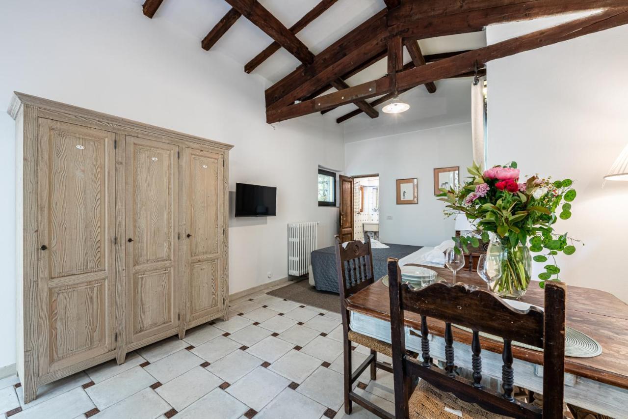 Maison d'hôtes Santa Monaca Suites