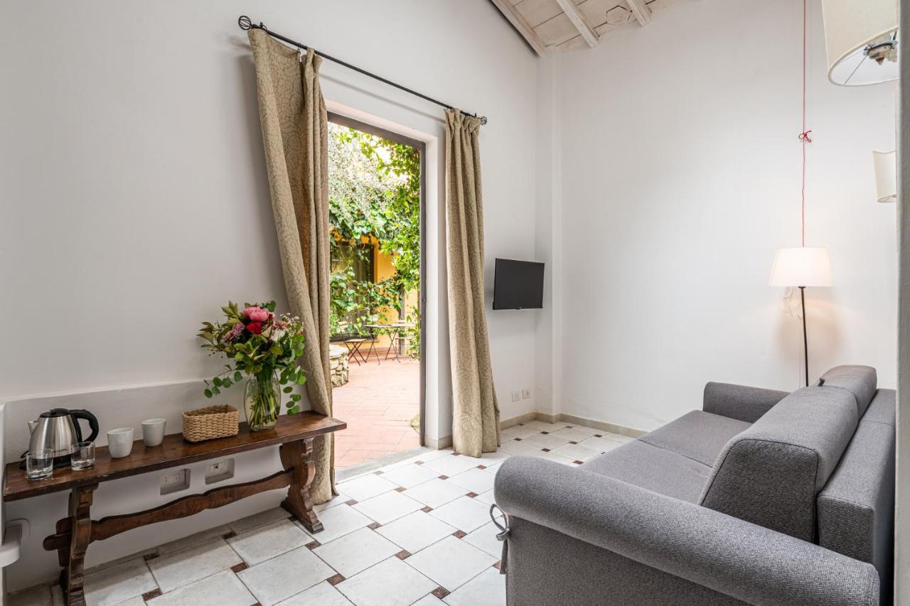 Santa Monaca Suites Maison d'hôtes *