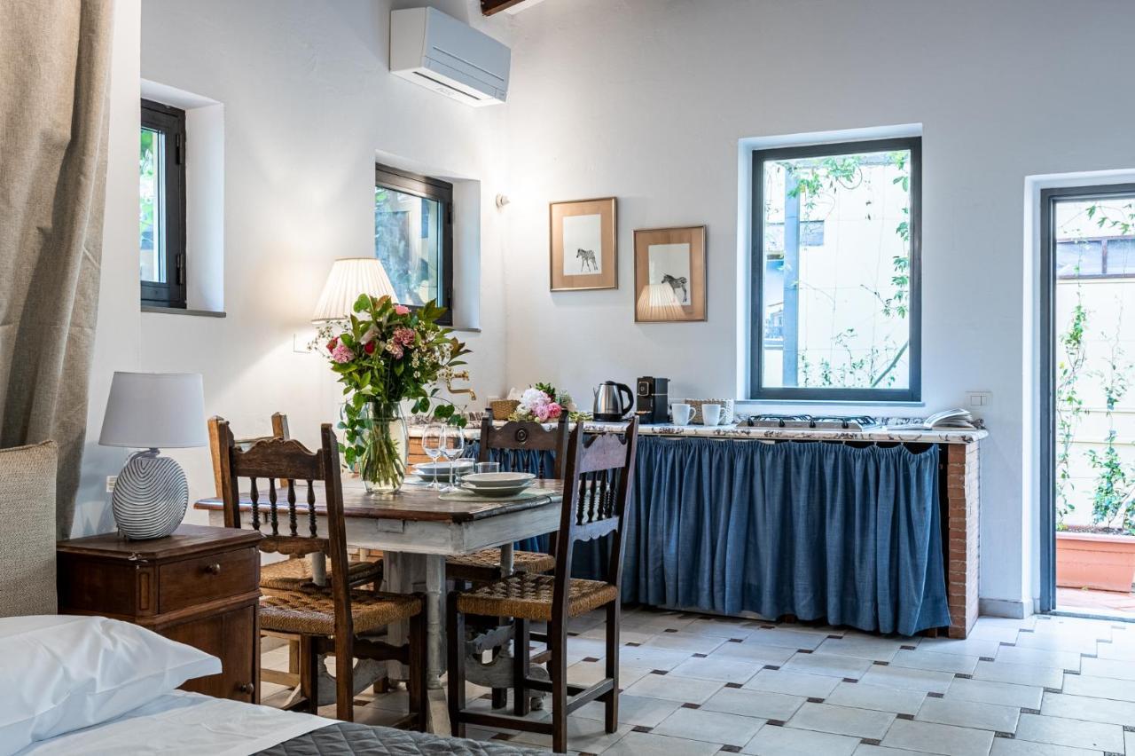 Maison d'hôtes Santa Monaca Suites *