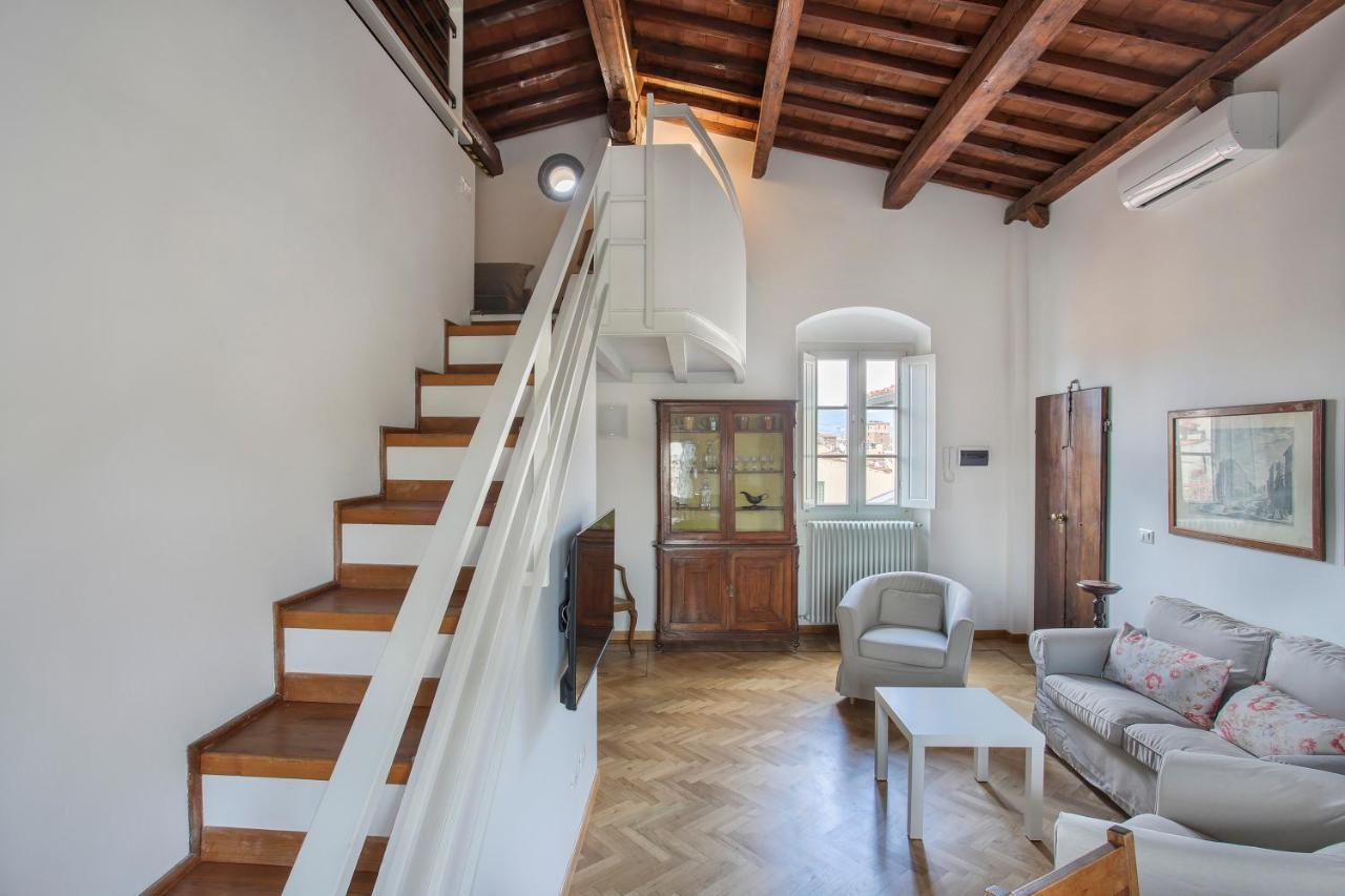 Maggio In Appartement *