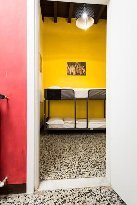 Your Private In Center Of Apartment