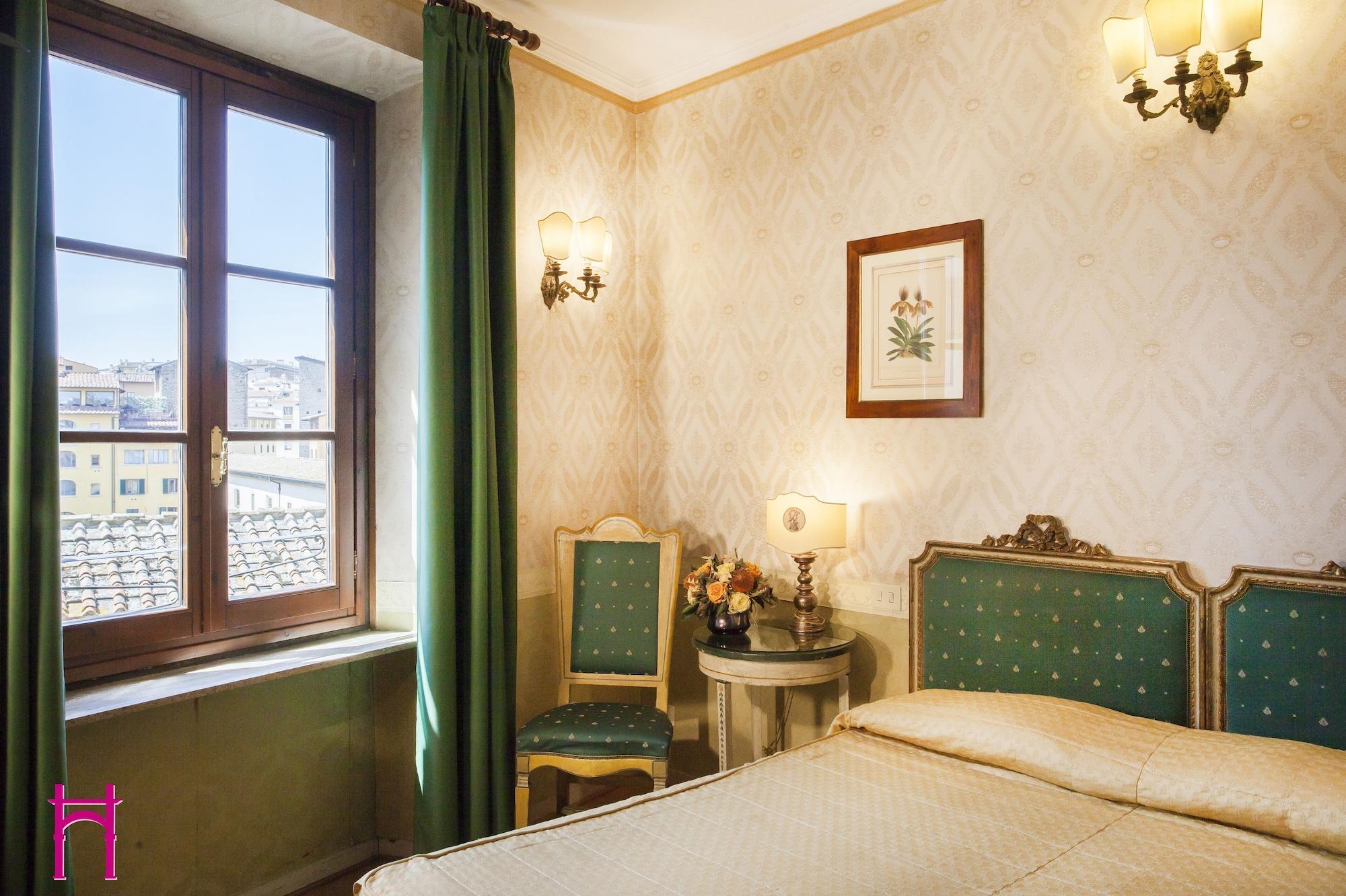 Hermitage Hotel 3*