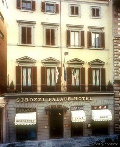 Strozzi Palace Hotel Florence