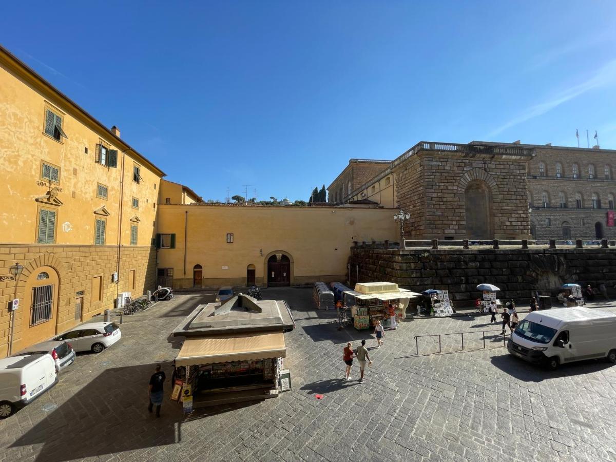 At The Boboli Garden Carola Loft Apartment
