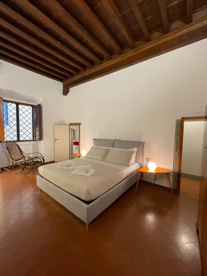 At The Boboli Garden Carola Loft Apartment