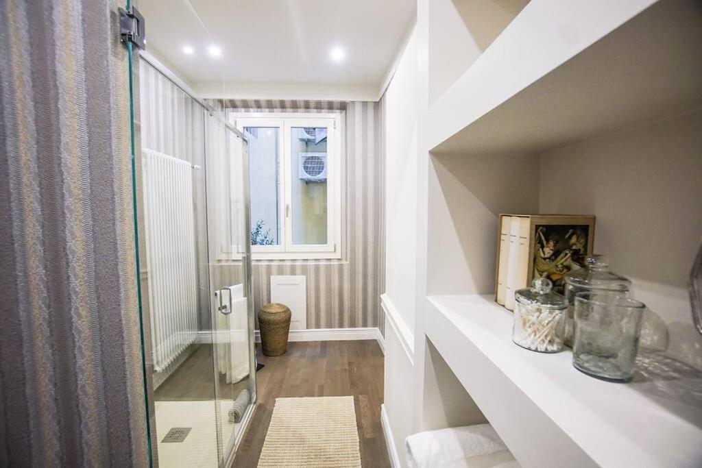 Apartment 3 Bedroom Modern Luxury In *