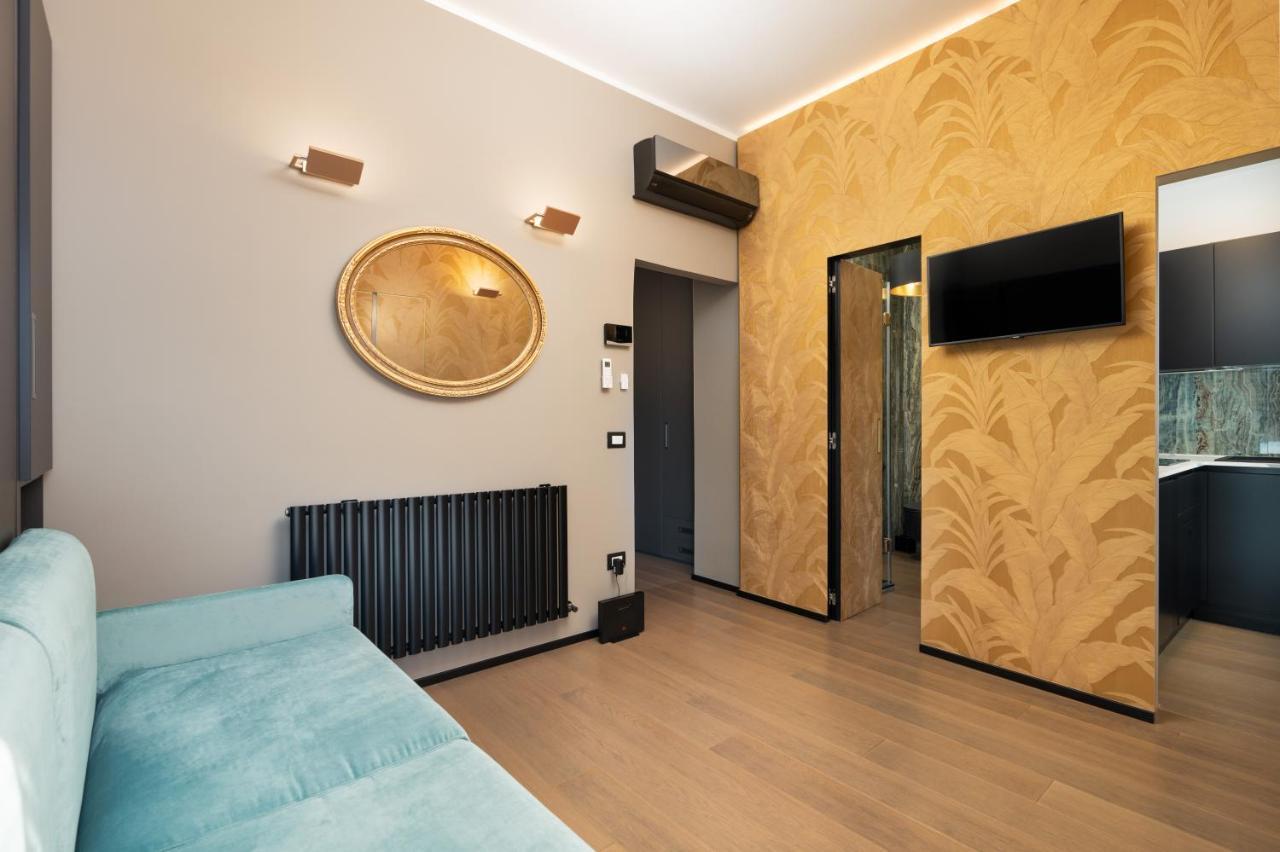 Holiday Terrace Jacuzzi Apartment