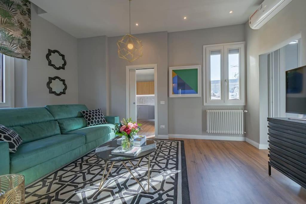Flamingo With Santa Croce View Apartment