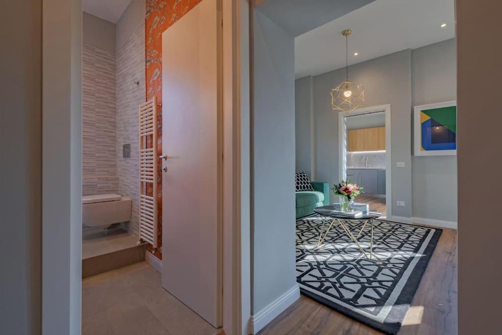 Flamingo With Santa Croce View Apartment *