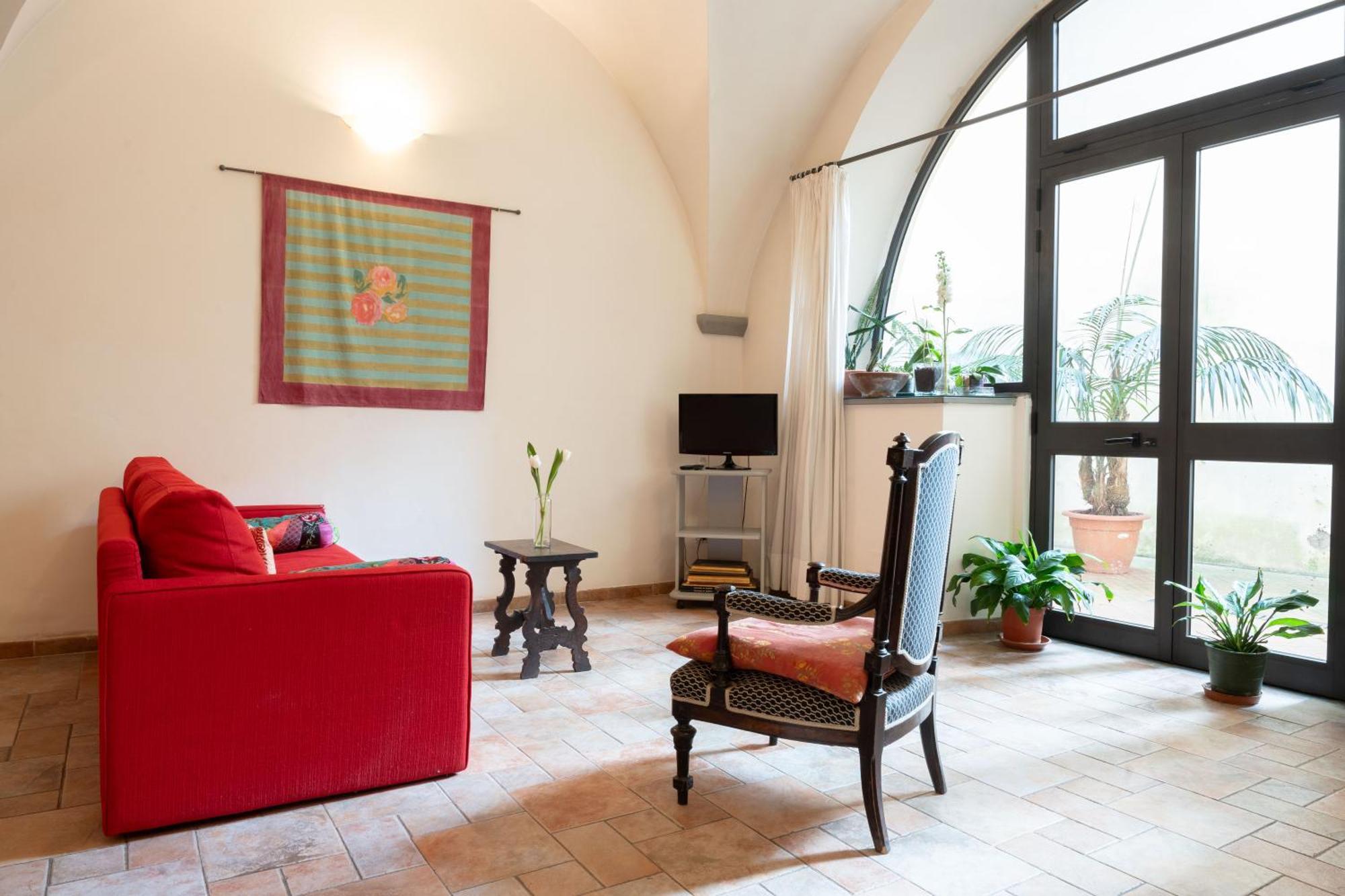 Characteristic In The Center Of Appartement