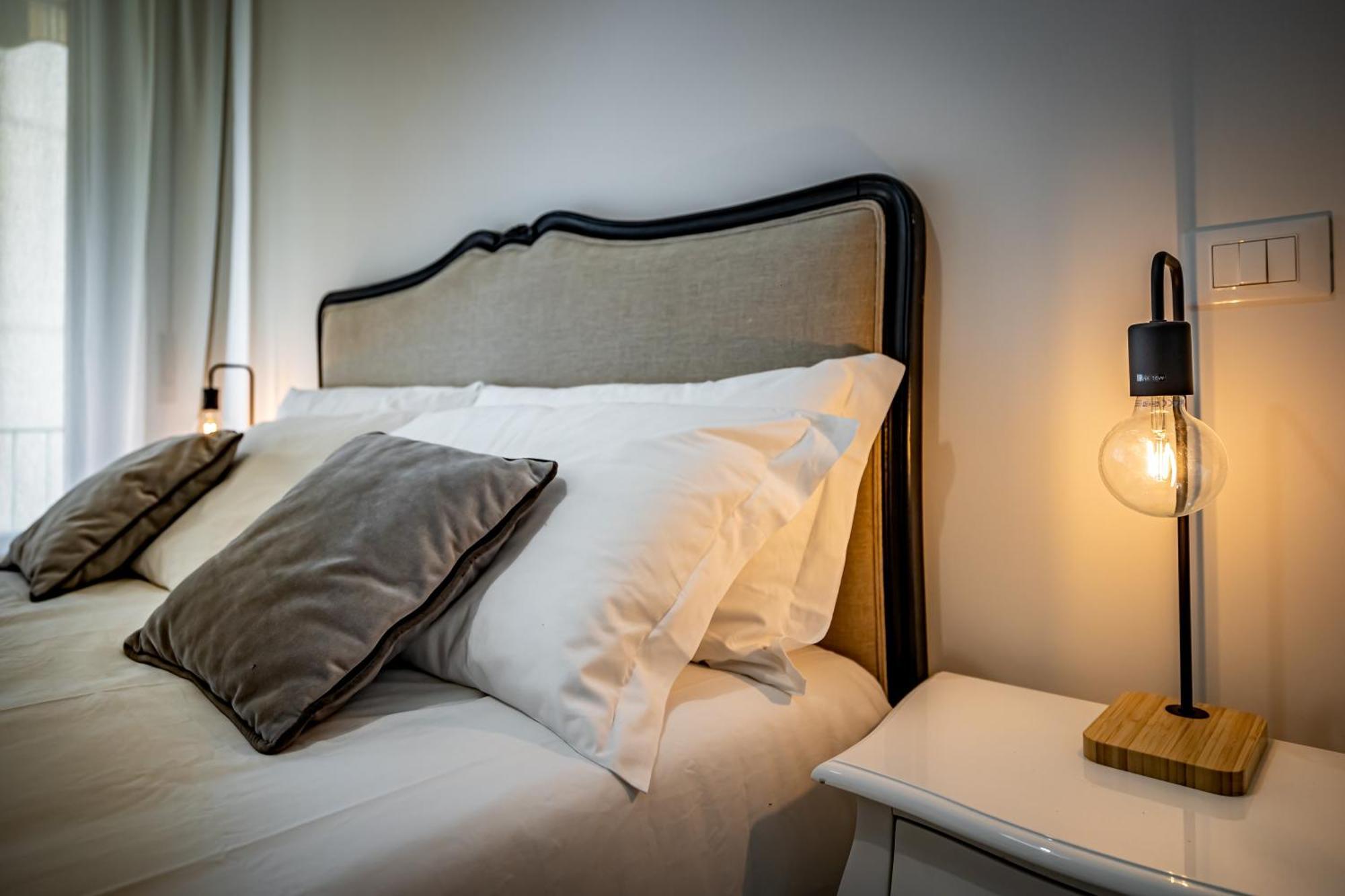 Yid Maroncelli Apartment