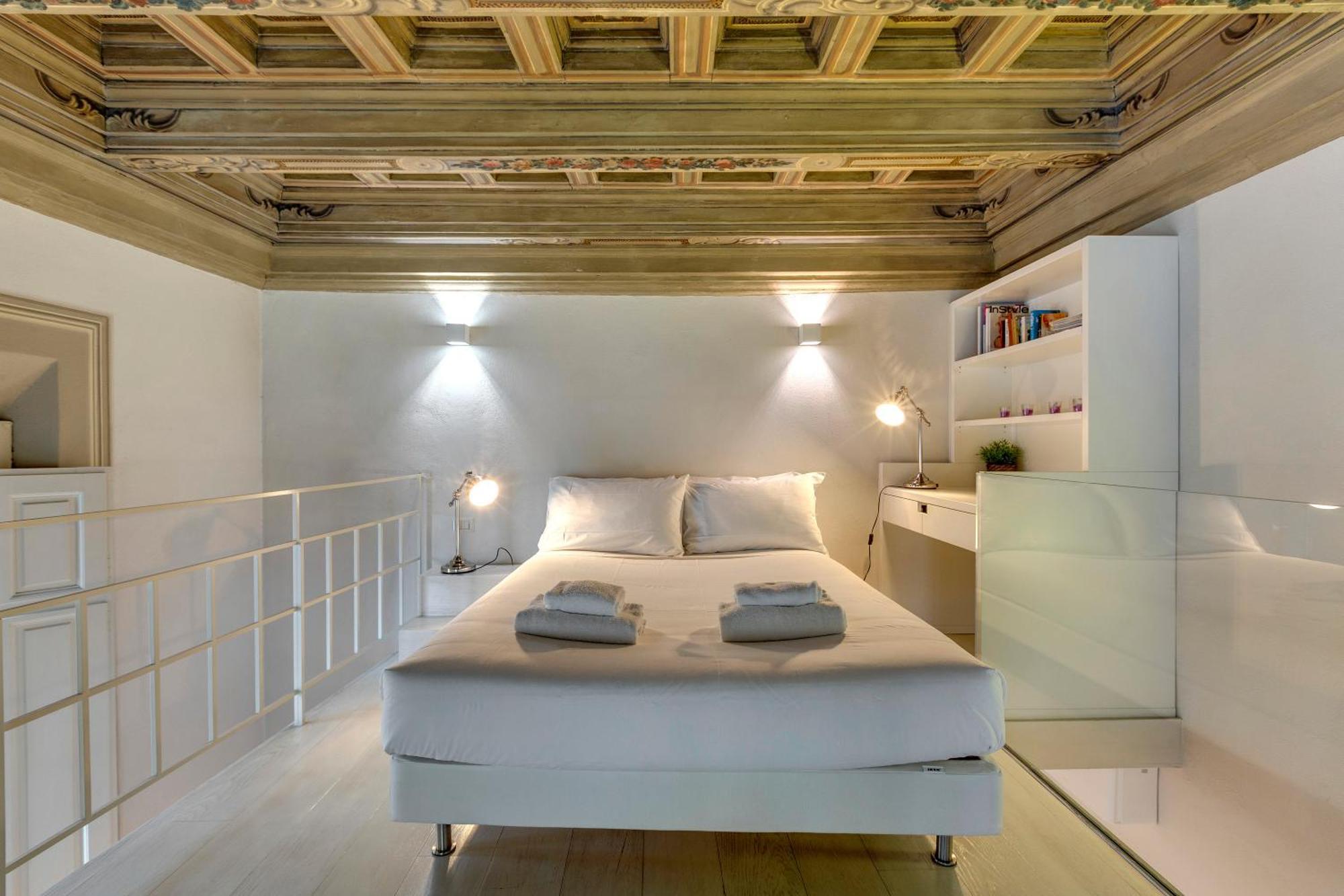 Apartment Gold *