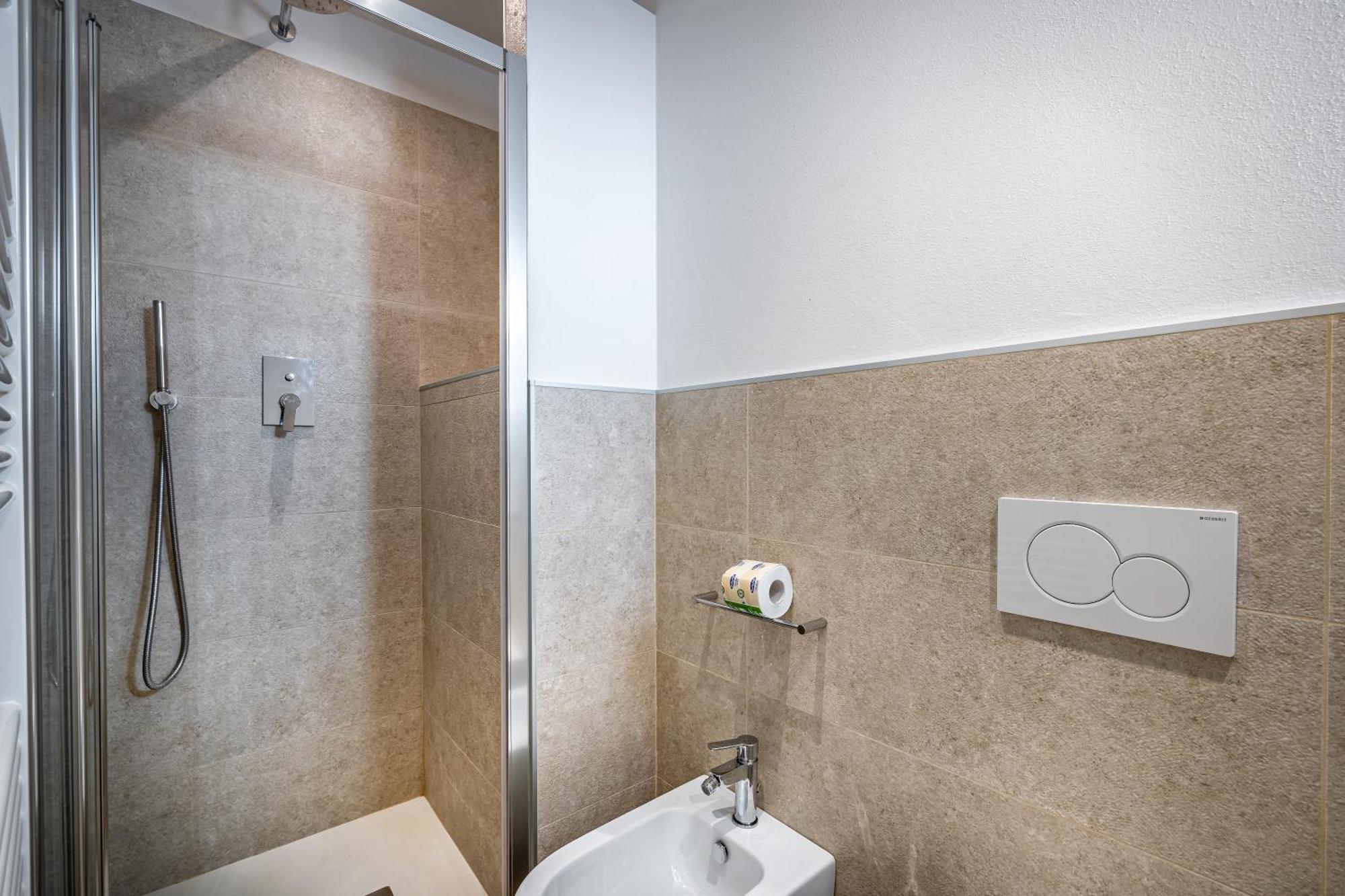Appartement Roommo Via Dei Pilastri Giada
