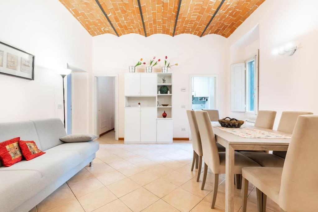 Sant'ambrogio Charming Apartment