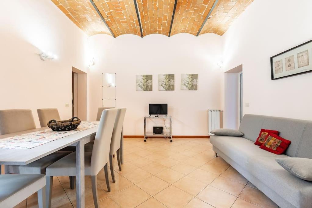 Sant'ambrogio Charming Apartment *
