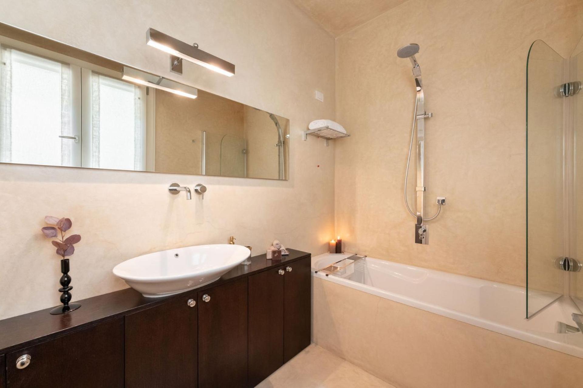Luxury River With Terrace Apartment *