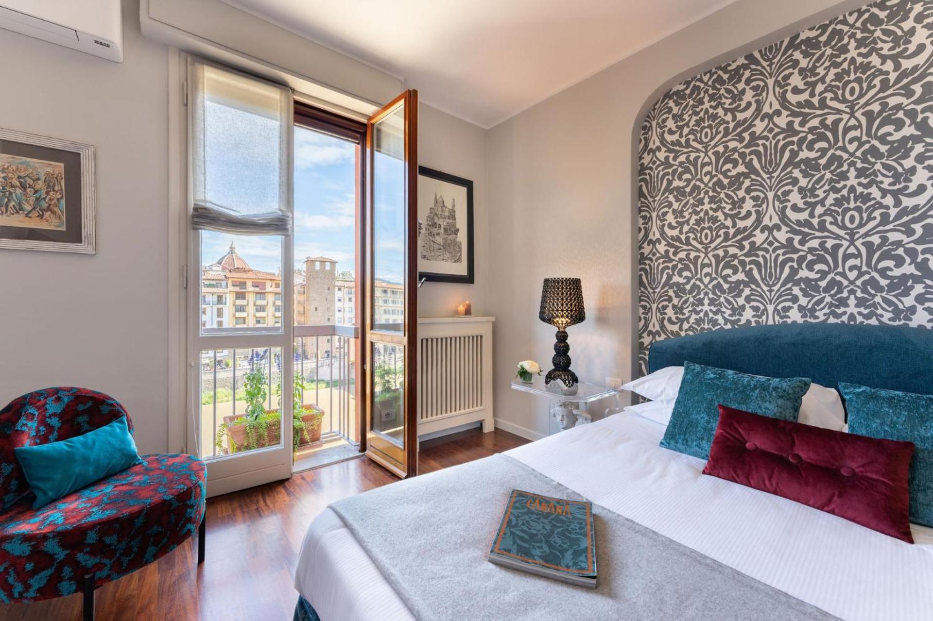 Luxury River With Terrace Apartment Florence