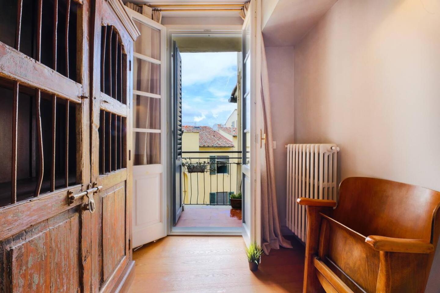 Apartment Pitti 8 With Amazing View