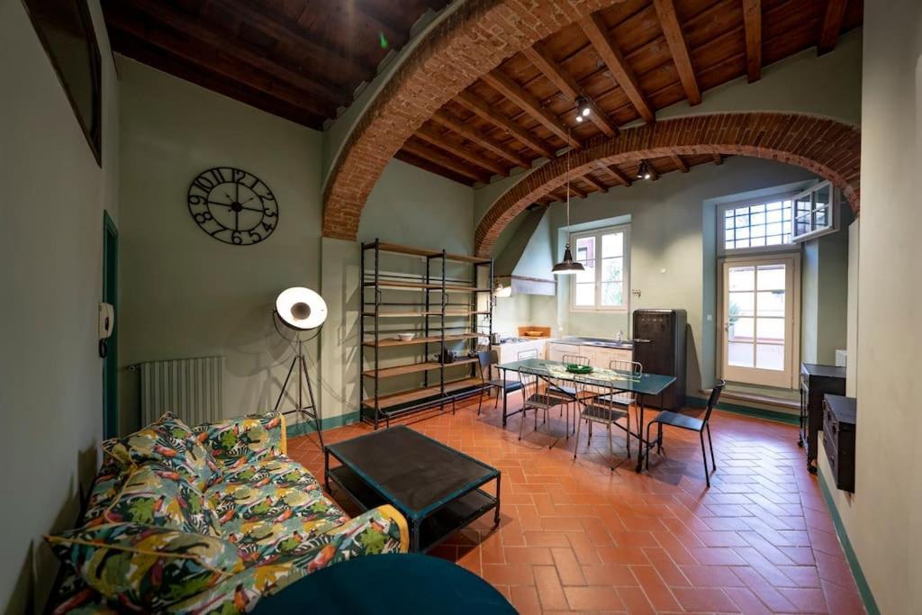 Raffinato Trilocale San Frediano Appartement *