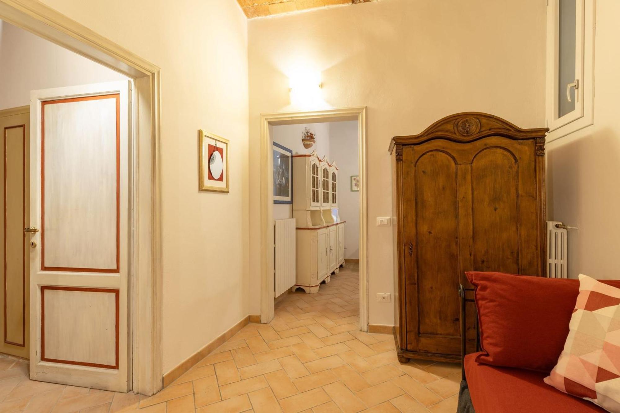 Apartment Santacroce Nest-hosted By Sweetstay *