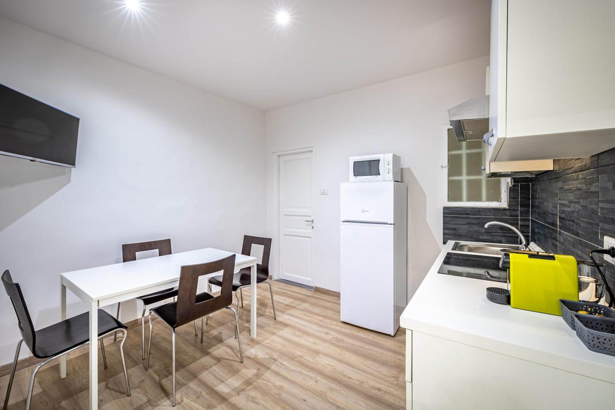 Yid Lovely Sangallo Apt Appartement