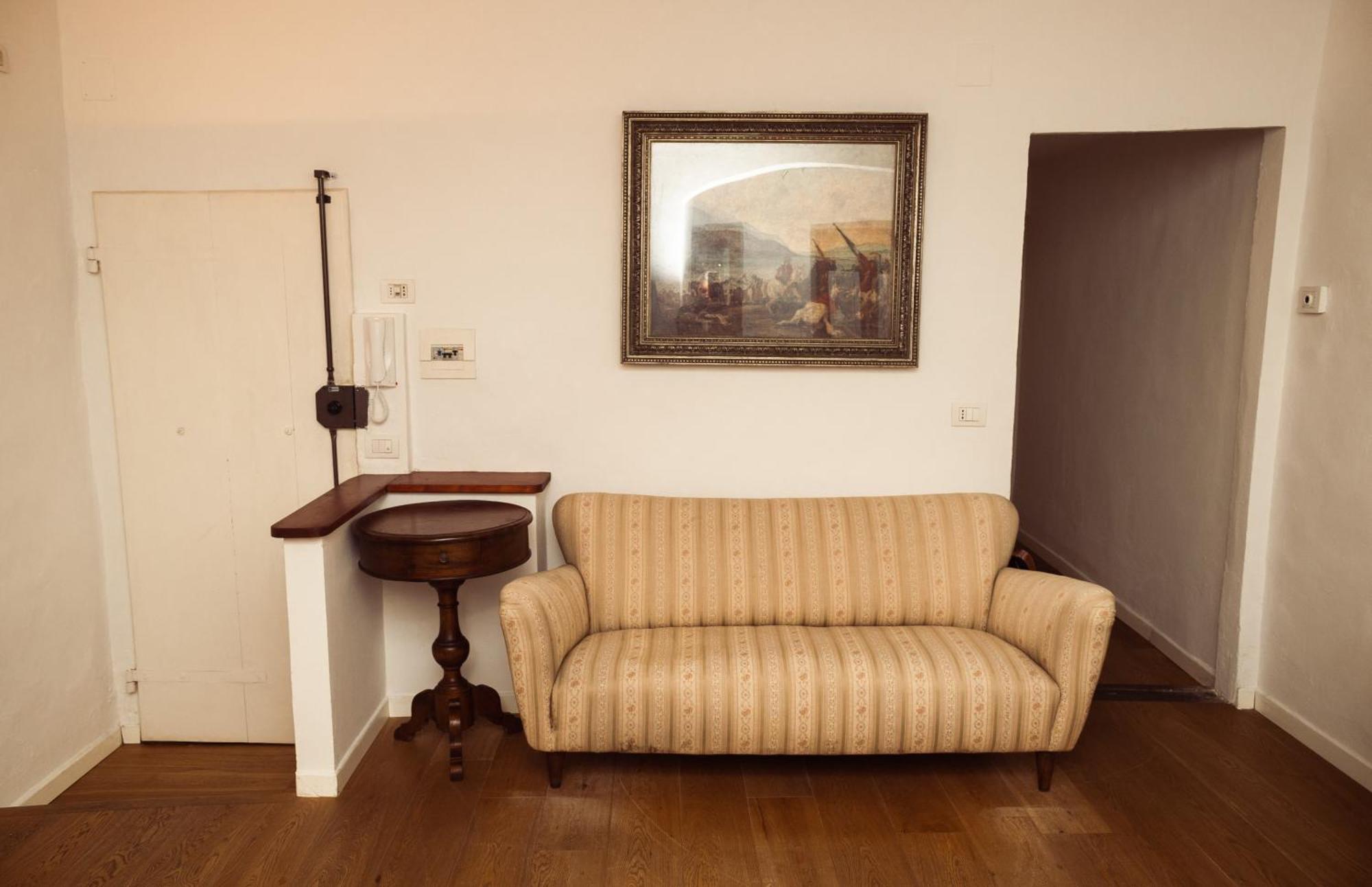 Appartement Vintage In The Heart Of