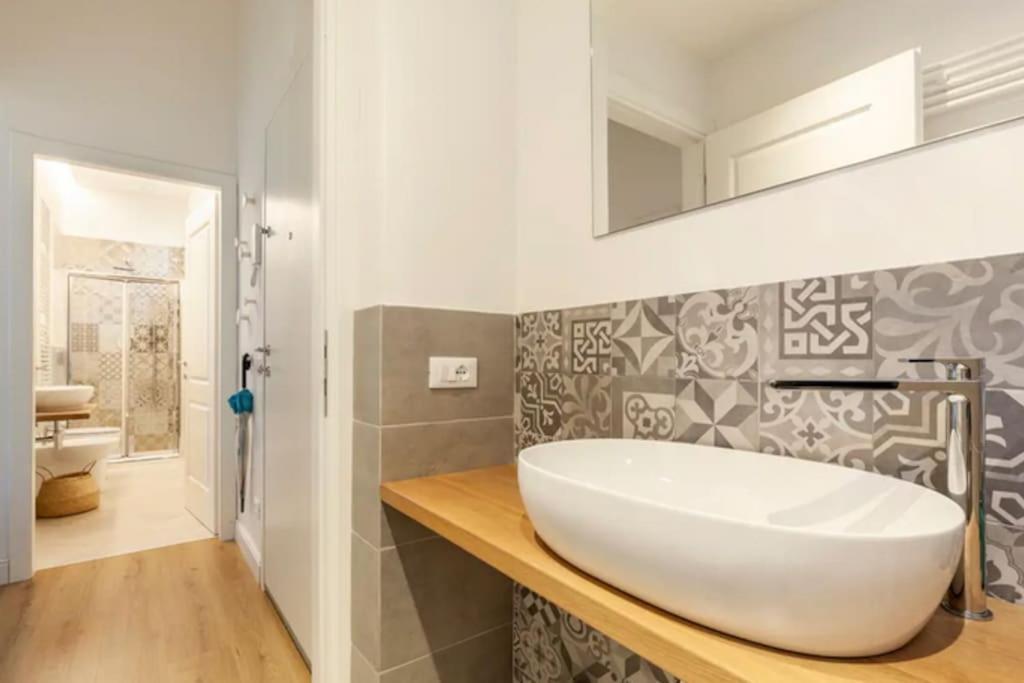 Apartment White Martelli