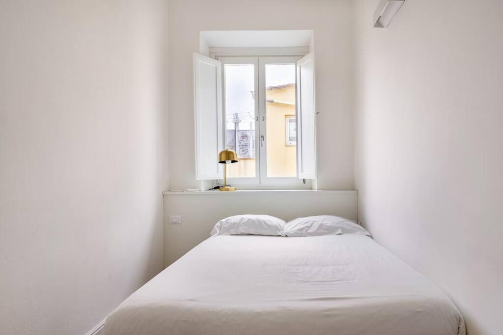 Apartment White Martelli Florence