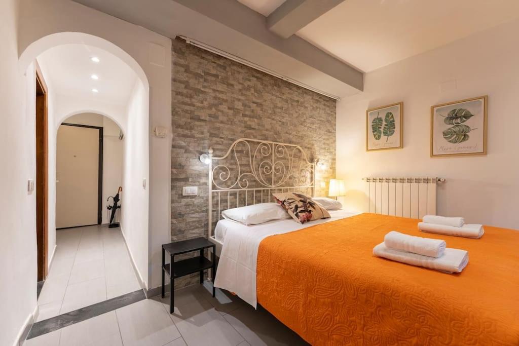 Apartment Macci-sant' Ambrogio One Bedroom Flat