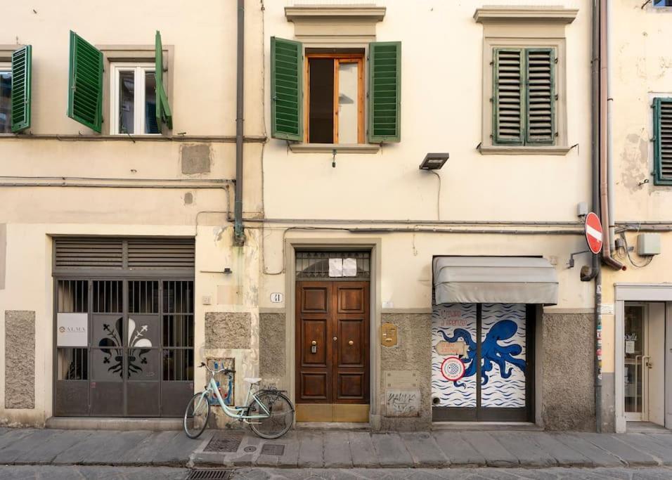 Apartment Macci-sant' Ambrogio One Bedroom Flat