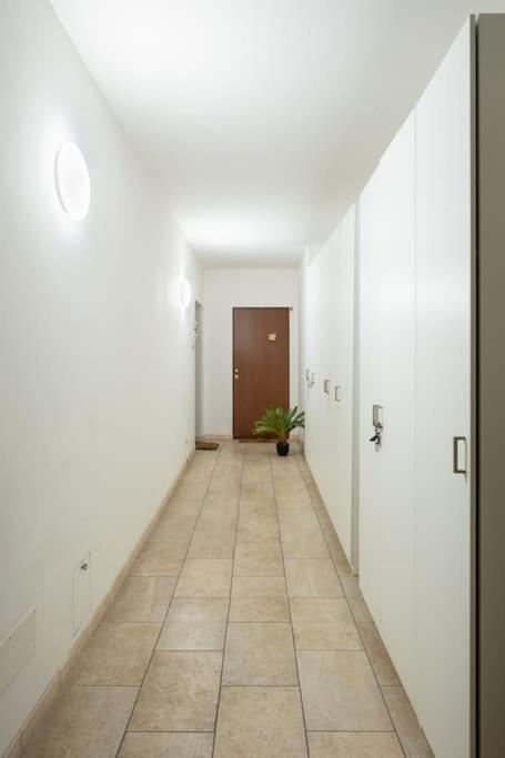 Belfiore2 1 Bedroom Apt By The Railways Station