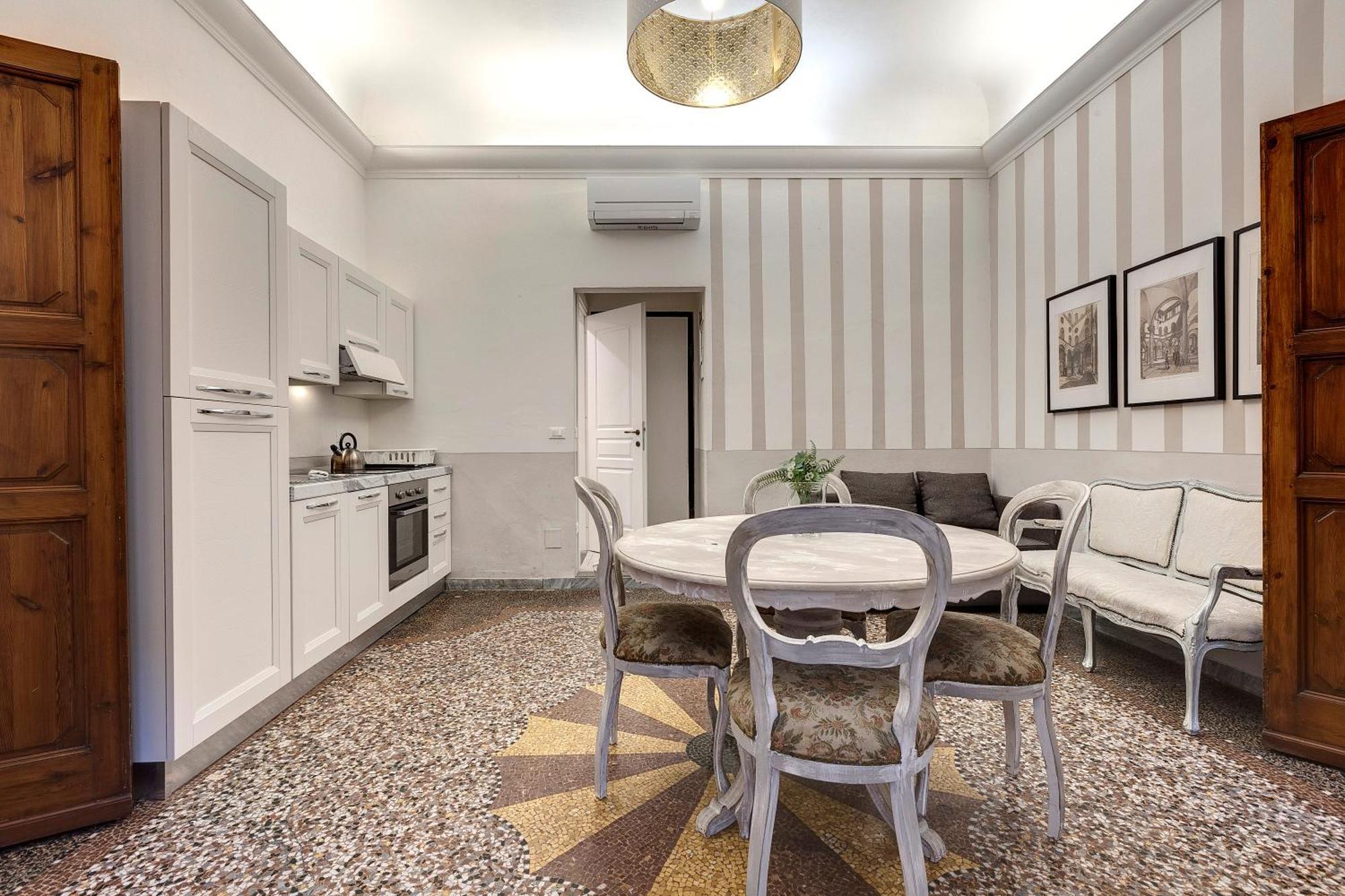Proconsolo 9s Apartment