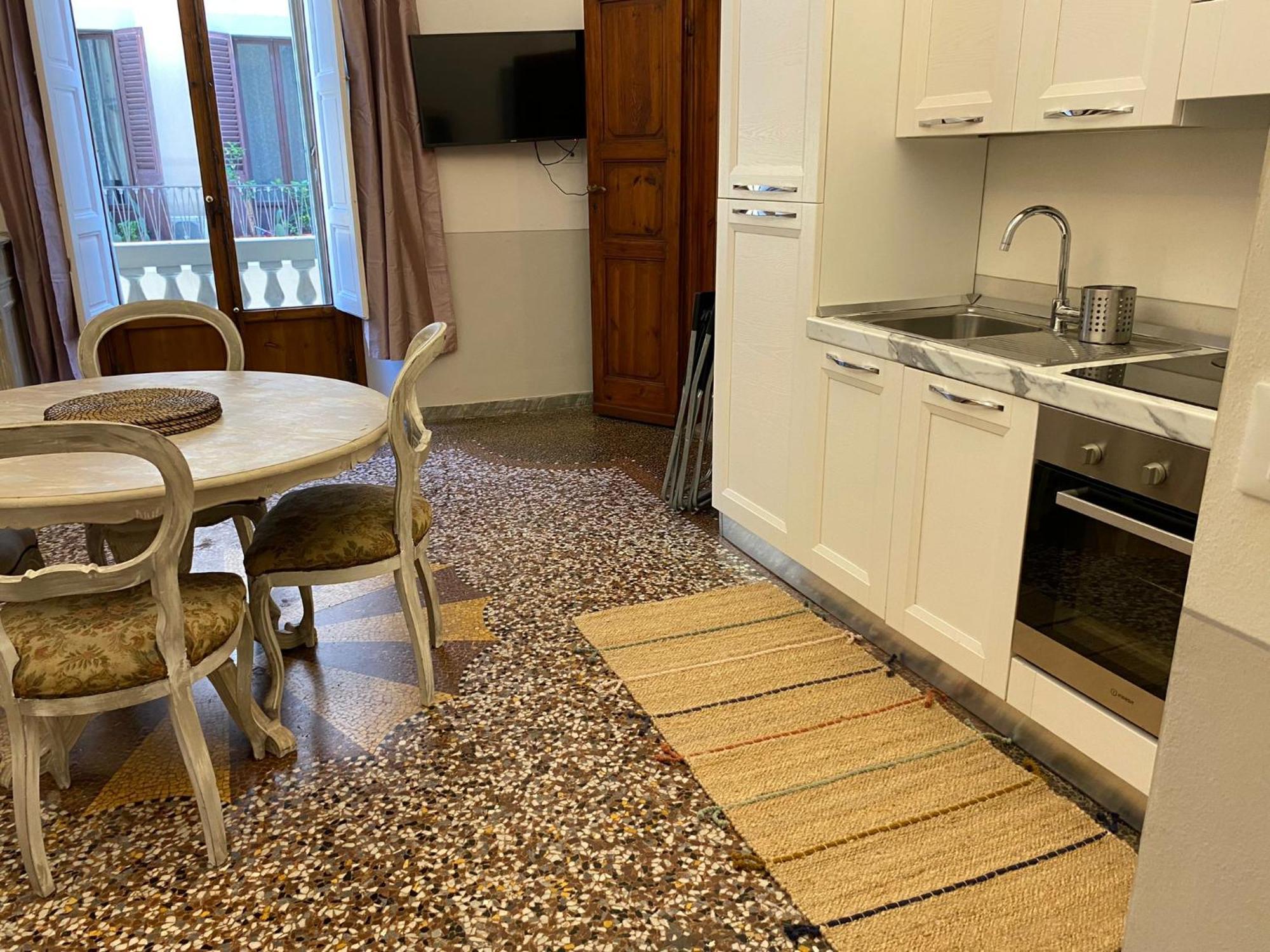 Apartment Proconsolo 9s