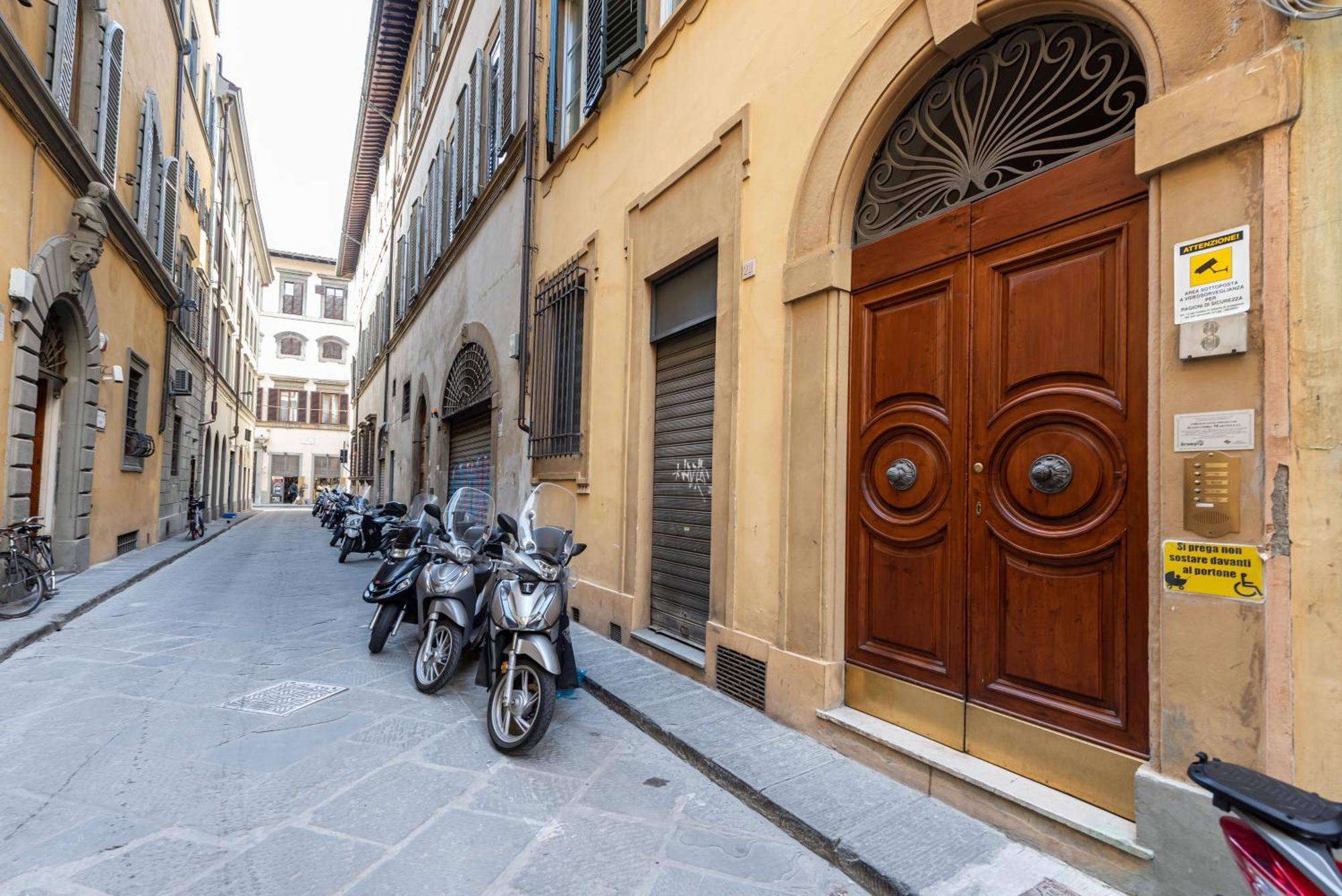 Medici Chapels Apartment