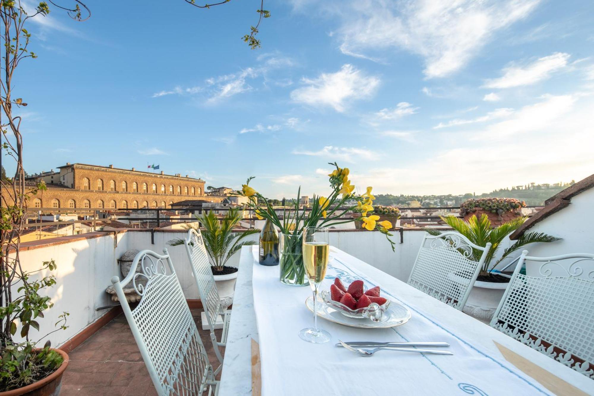 Apartment Pitti Luxury Terrace By Mmega Florence