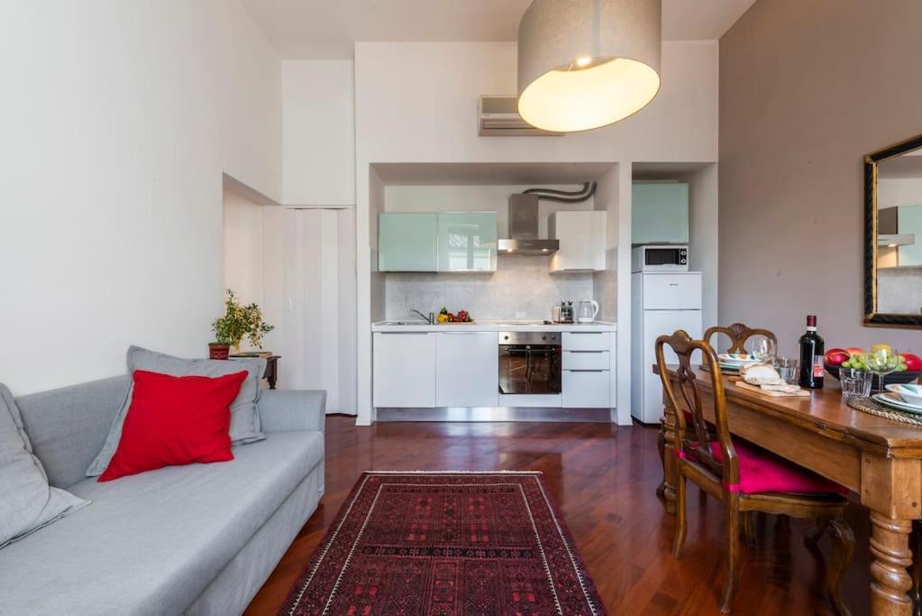 Renovated 19th Century Appartement Florence
