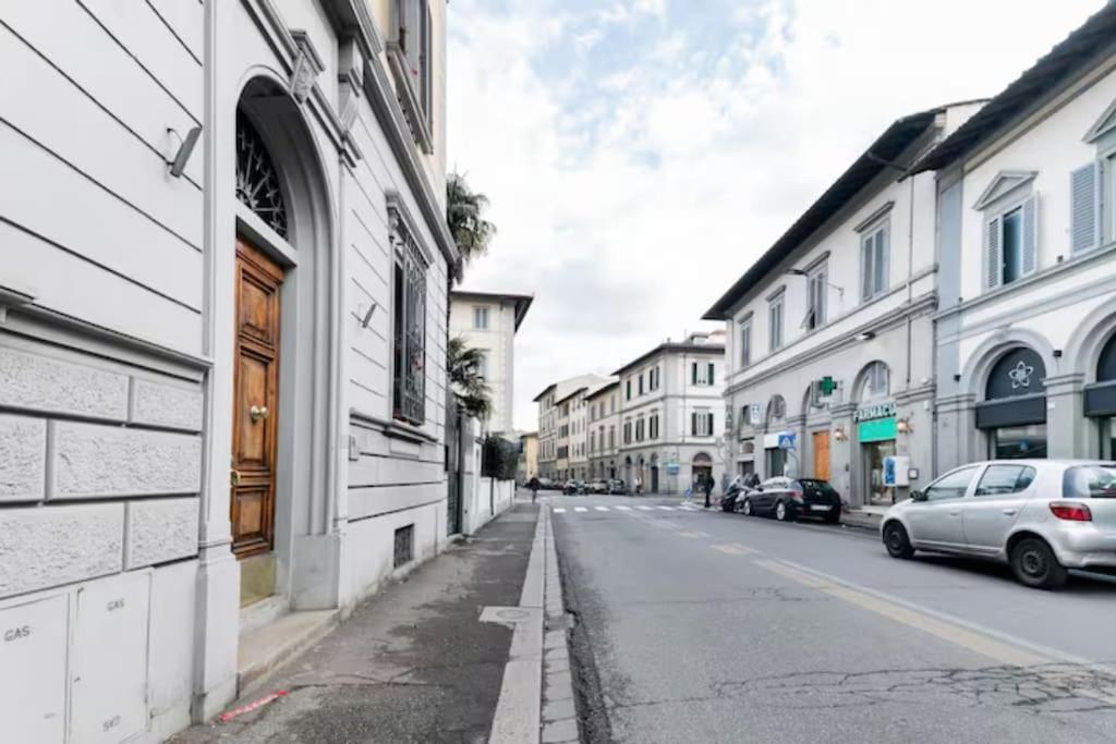 Renovated 19th Century Appartement Florence