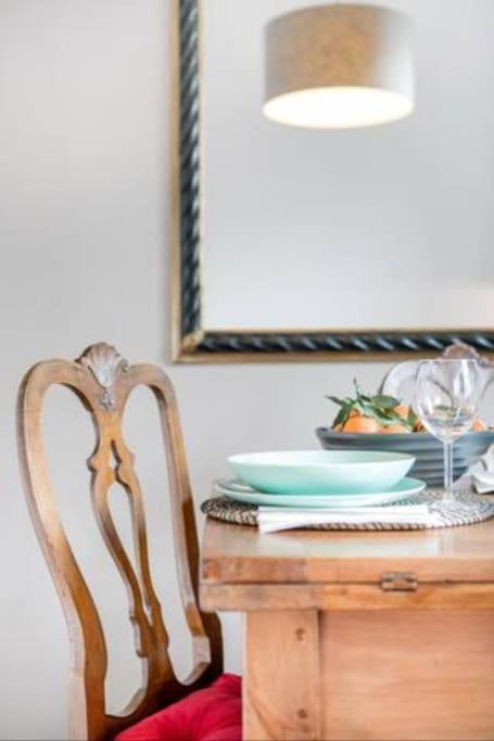 Renovated 19th Century Appartement *